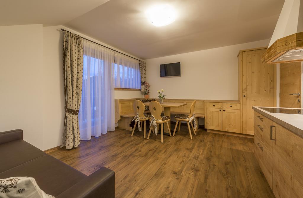 Waldheim Appartements Bressanone Værelse billede